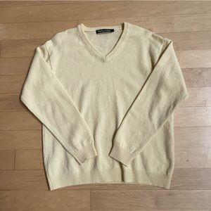 Woolovers V Neck Pullover Sweater - Pale Yellow - MEDIUM